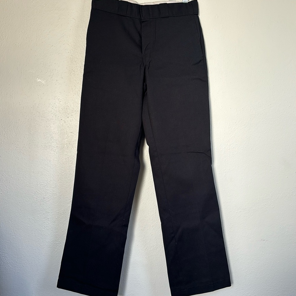 Men’s 30x32 black flat front uniform style work pants mechanical style